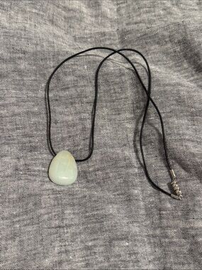 Handcrafted Pale Green Chalcedony Stone Pendant Necklace
